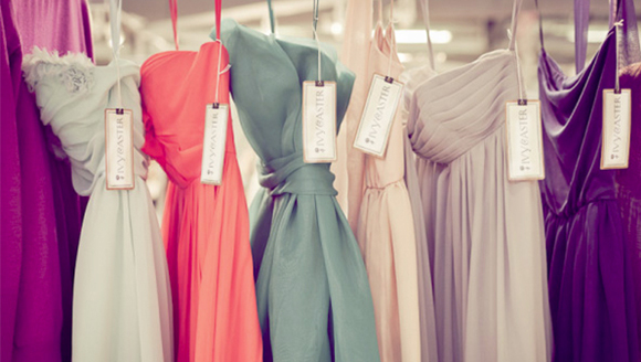 Как хранить вечернее платье