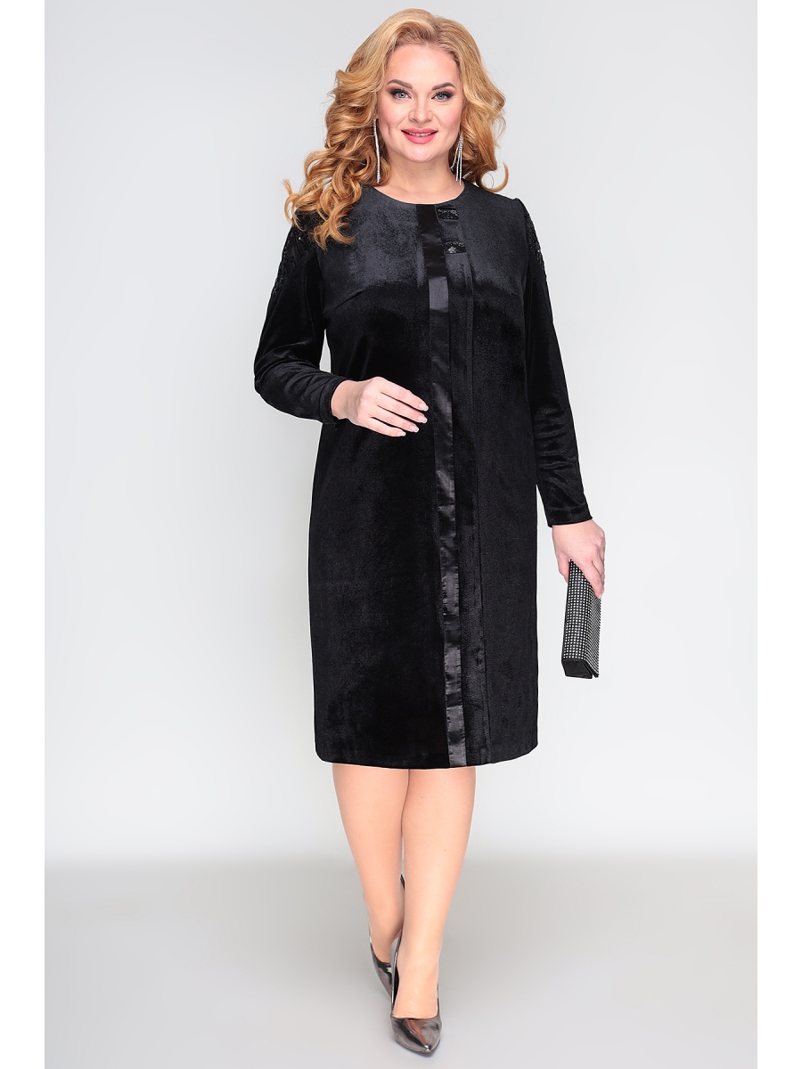 платье из черного бархата